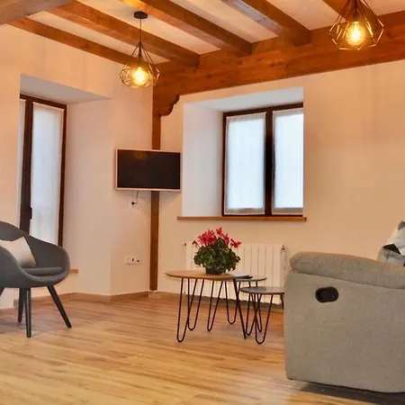 La Ventana De Apartamento Mogrovejo